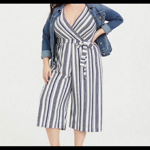 torrid Pants - TORRID Culotte Blue striped Wrap Jumpsuit 4 4X EUC
